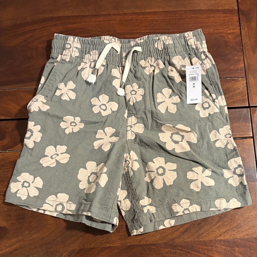 GAP Factory, Kids Relaxed Pull-On Shorts
“Green Floral “ Size M
